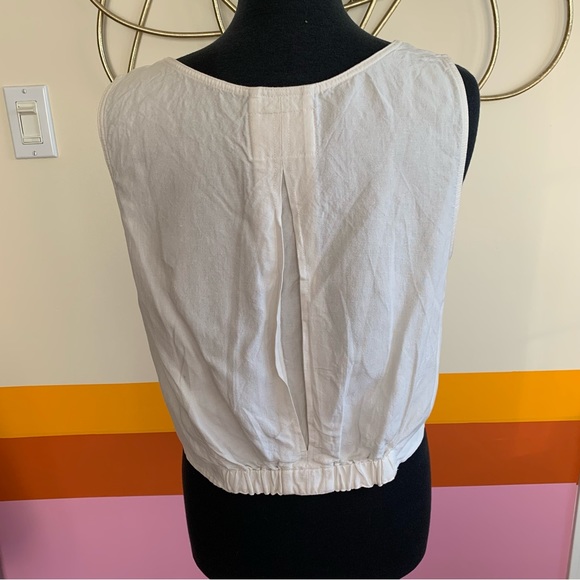 JACKSON ROWE tie front tank top . - Picture 3 of 5